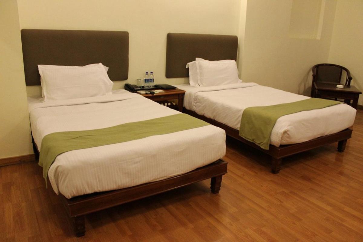 The Cent Hotel ไฮเดอราบัด ภายนอก รูปภาพ